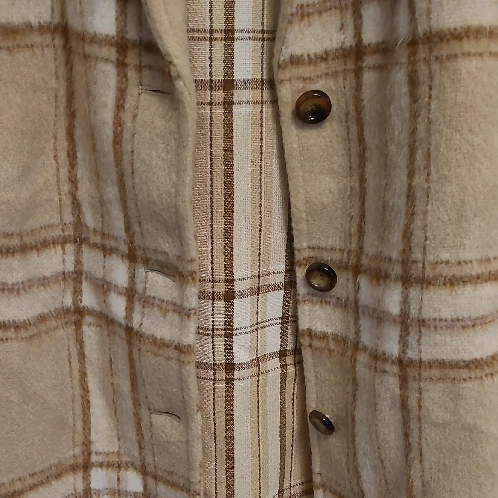 Old Navy Plaid Tan and Brown Blazer - Picture 8 of 11